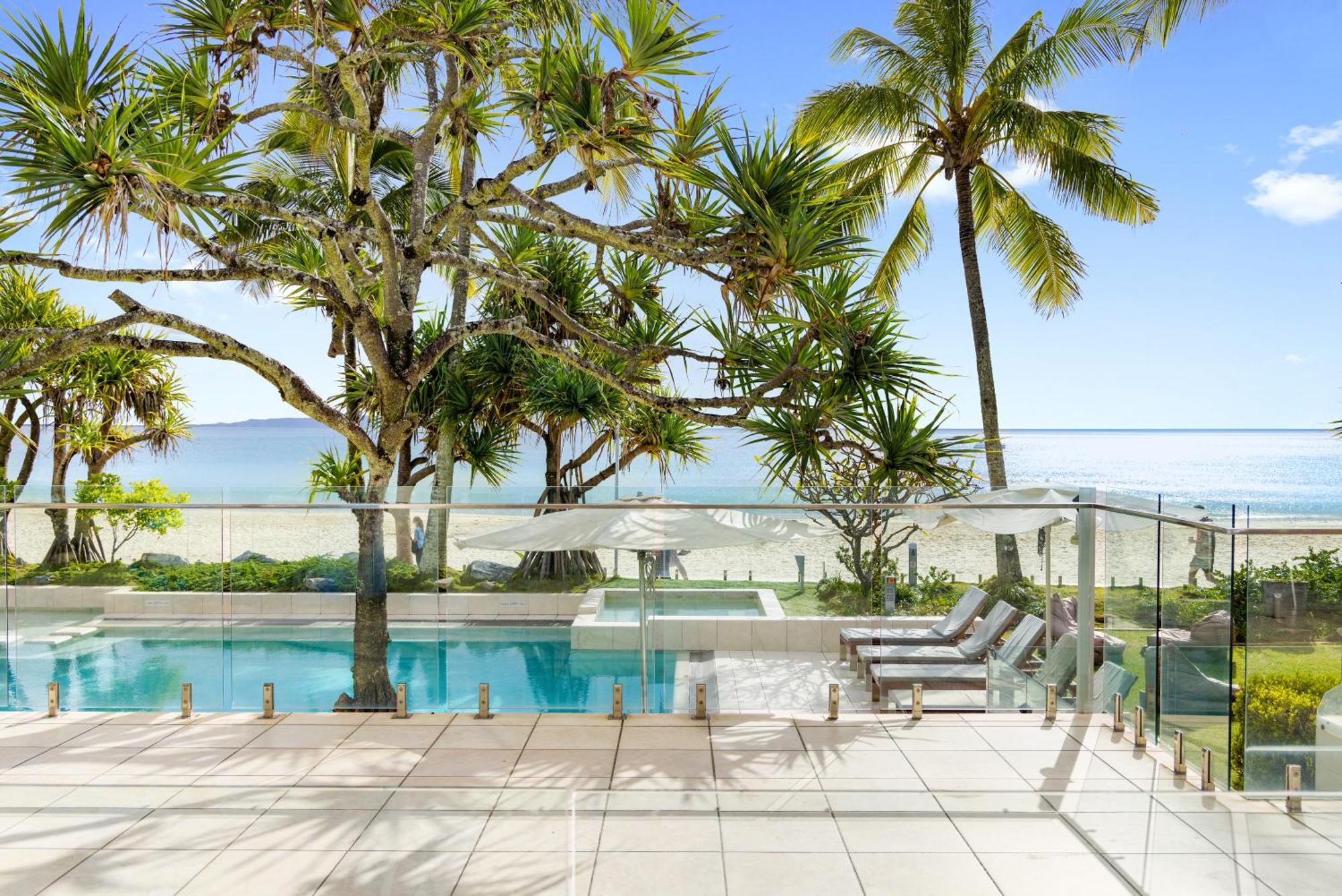Fairshore 12: Absolute Beachfront, Direct Beach & Pool Access Noosa Heads Exterior foto